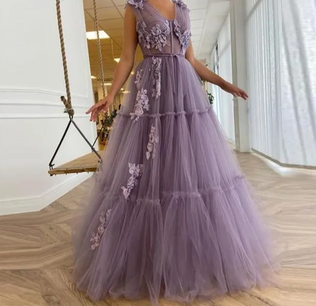 Elegant Lavender Tiered Tulle Long Prom Dresses
