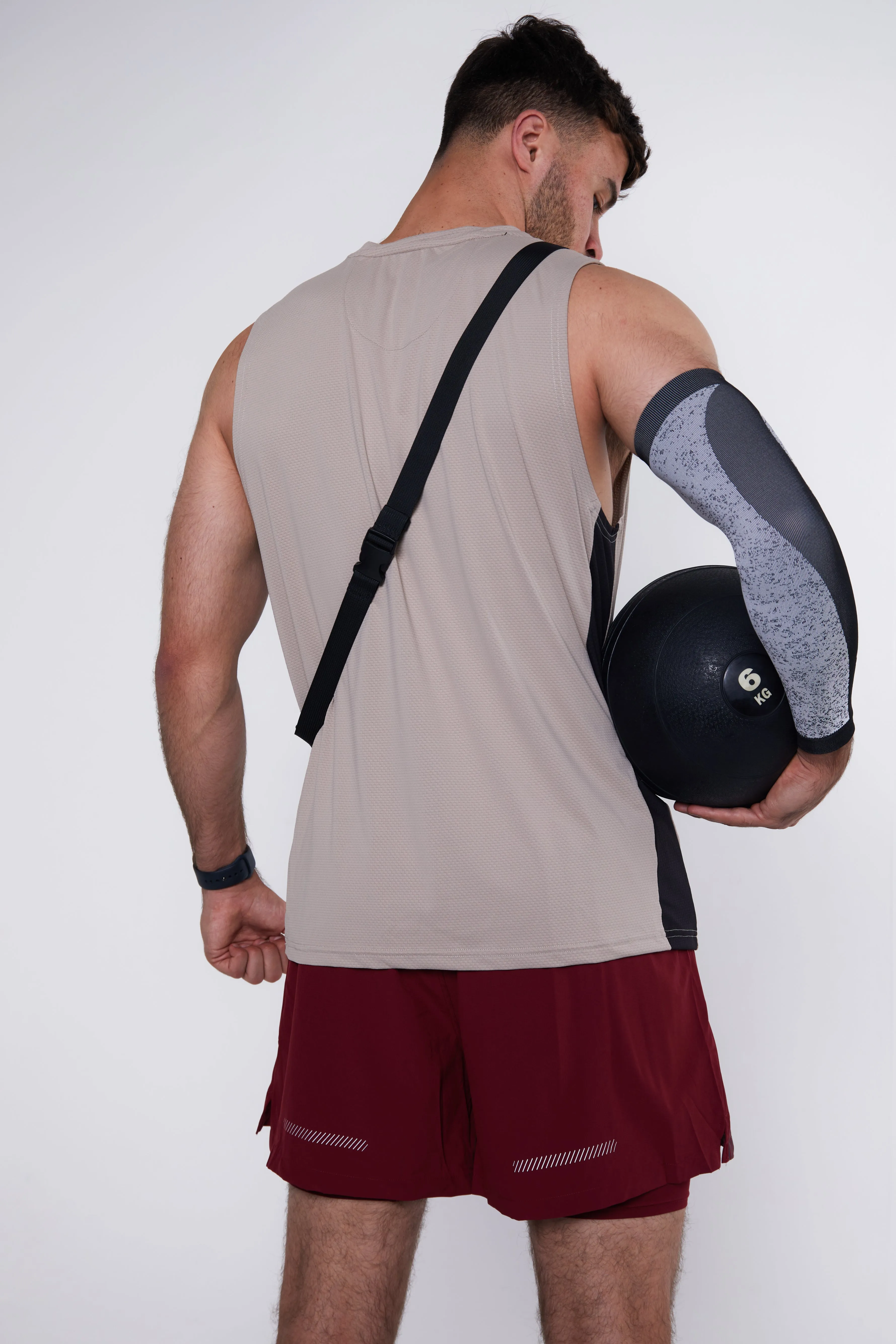 Hybrid Performance Shorts - Red