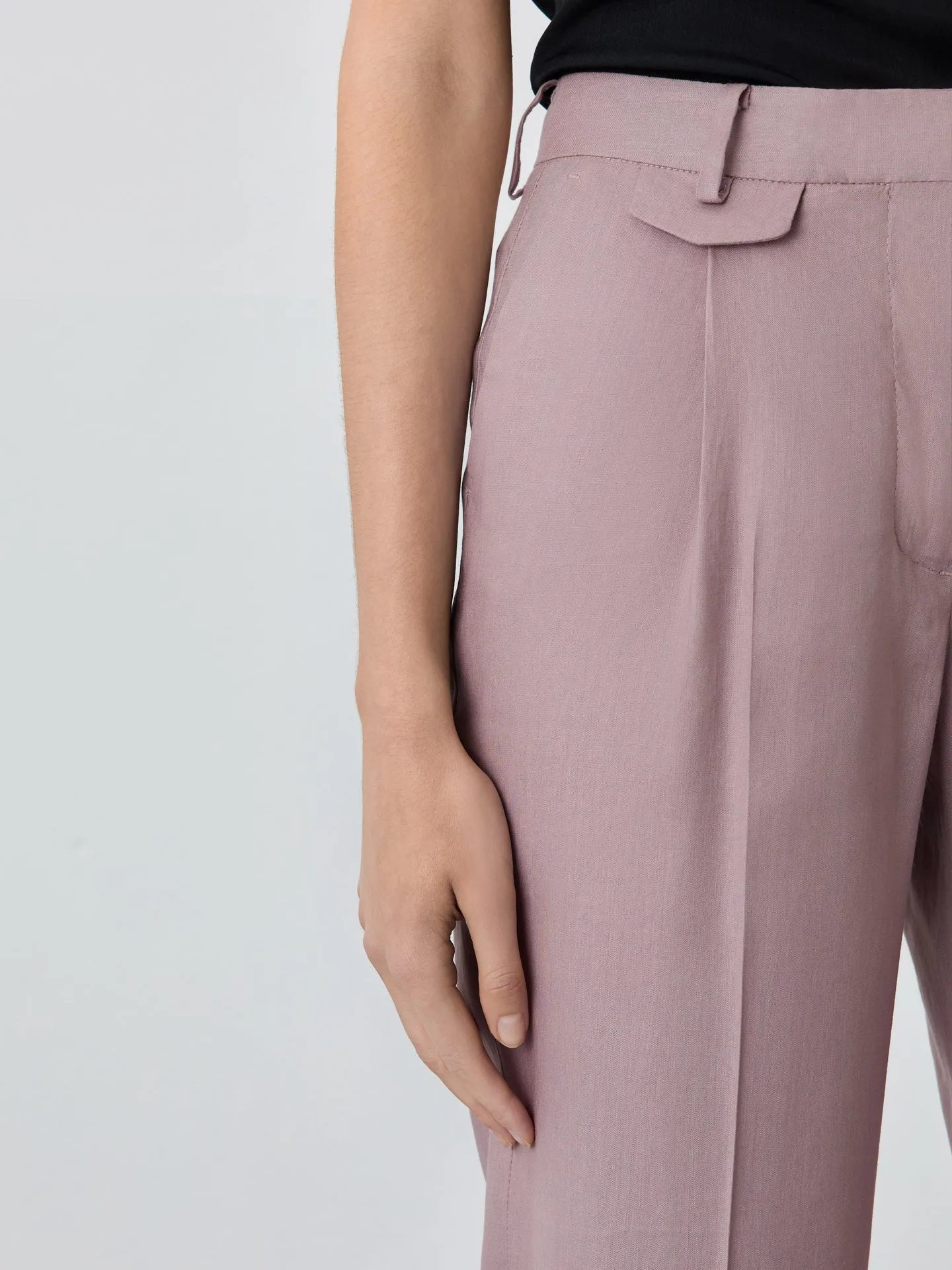Loose Fit Trousers In Viscose Linen Blend